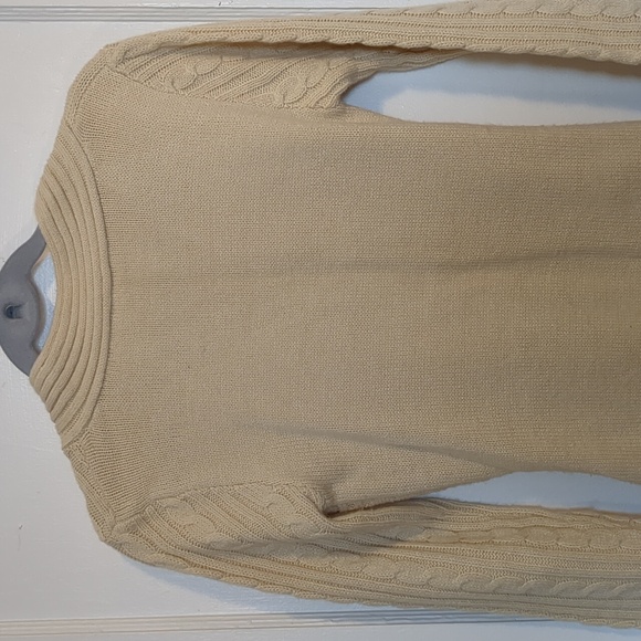 Venus Asymmetrical V-neck cable knit front crossover sweater - Picture 6 of 7